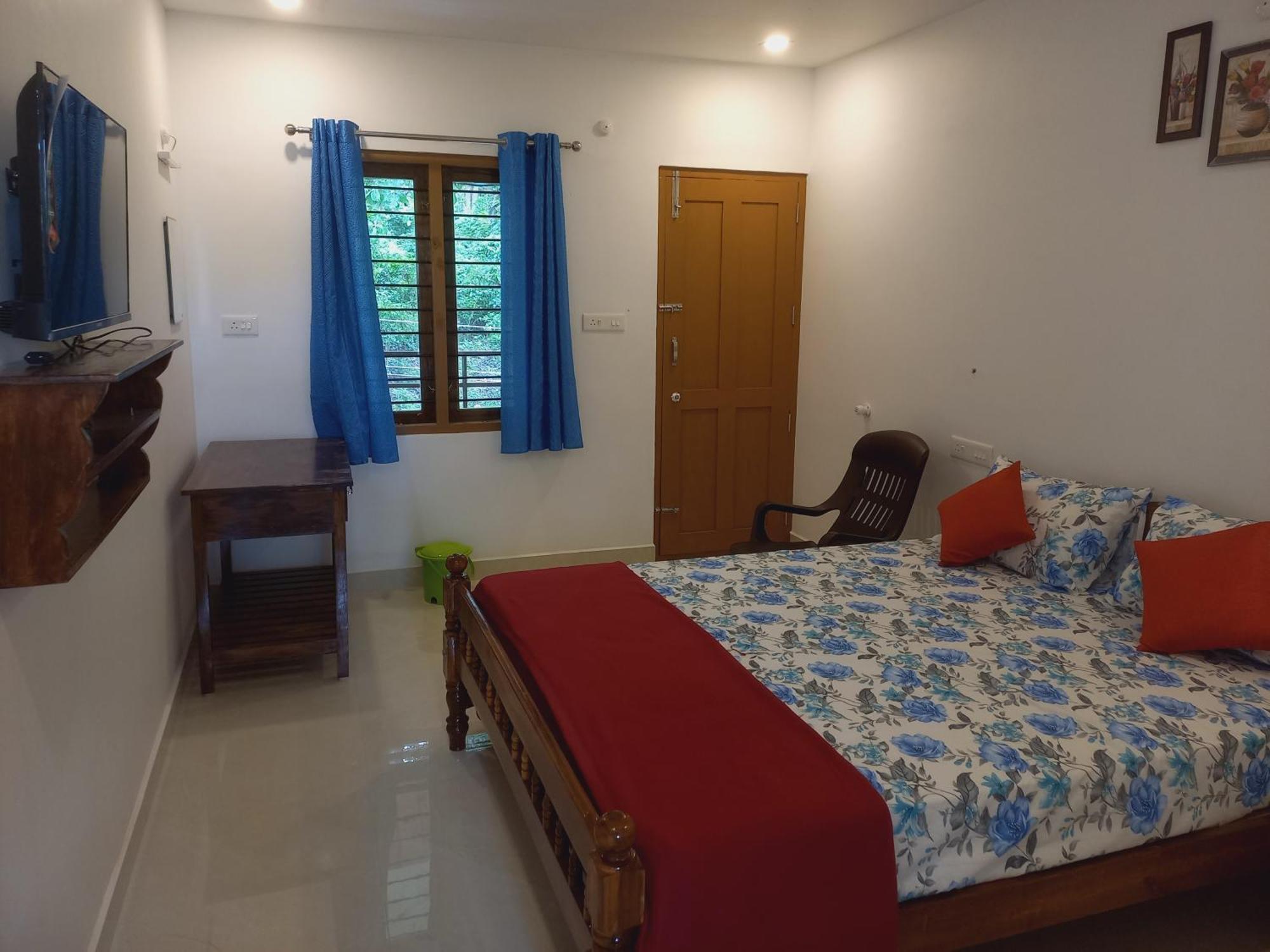 Wild Window - Forest View Homestay Thekkady Bagian luar foto
