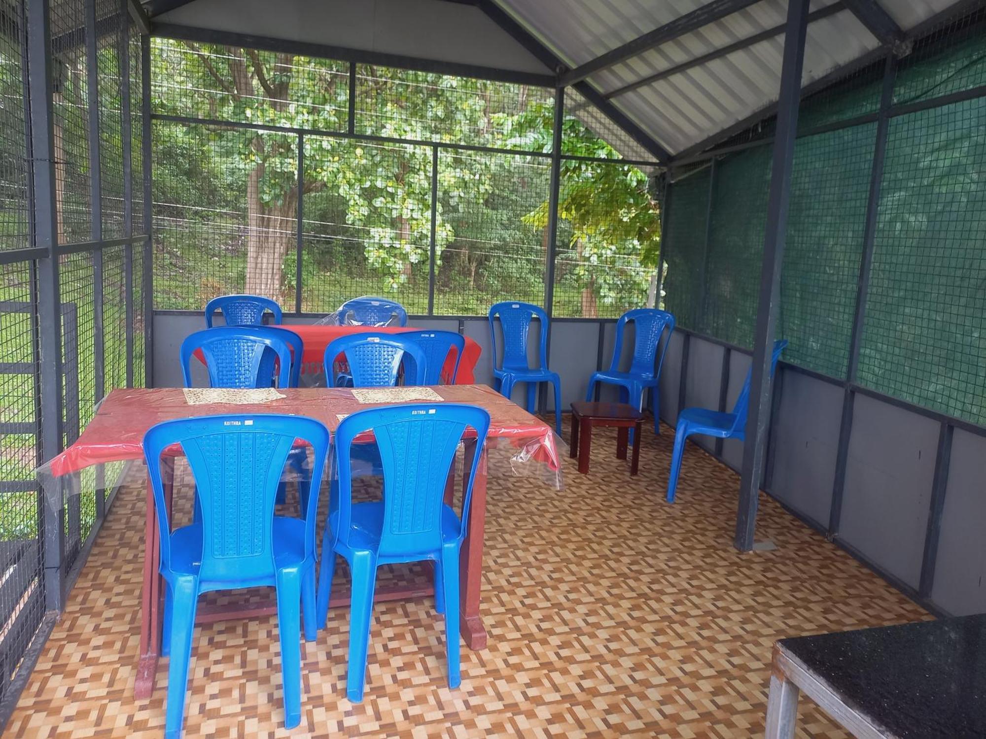 Wild Window - Forest View Homestay Thekkady Bagian luar foto